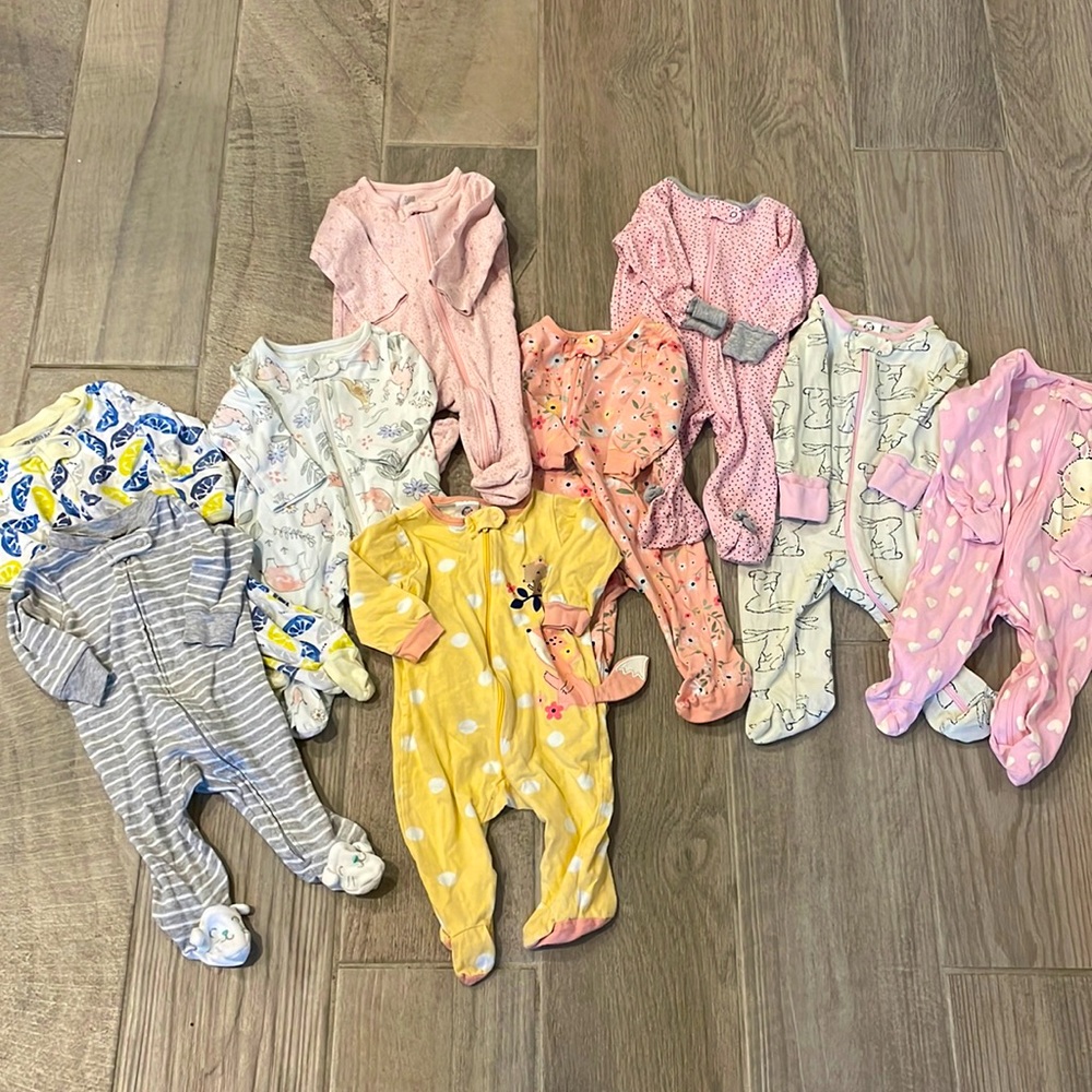 Bundle of 9 Size 3M Zipper Footie Pajamas